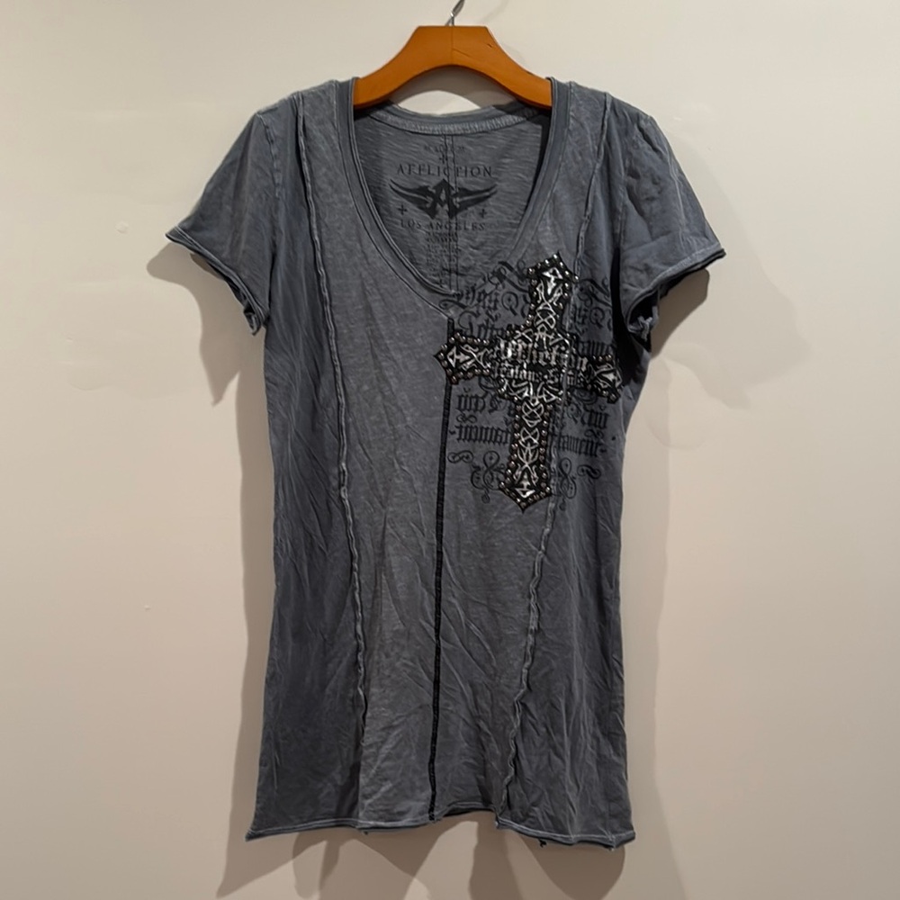 Affliction Women's Gray Graphic Top